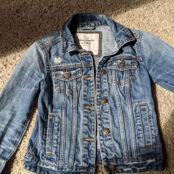 Abercrombie Distressed Jean Jacket XS - Picture 4 of 9